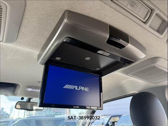 Toyota HIACE VAN 2014-11 8527867-17