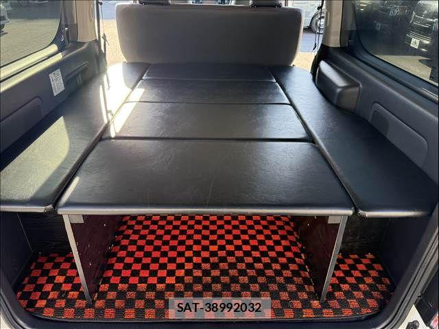 Toyota HIACE VAN 2014-11 8527867-19