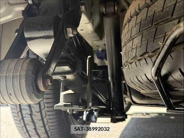 Toyota HIACE VAN 2014-11 8527867-22