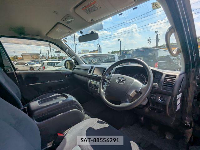 Toyota HIACE VAN 2016-05 8527870-10