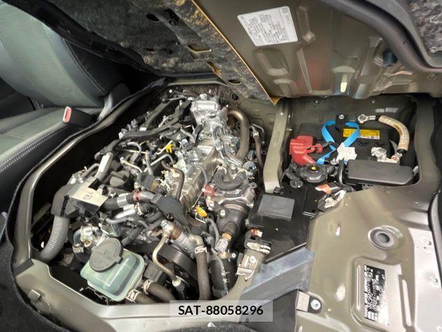 Toyota HIACE VAN 2025-05 8527827-17