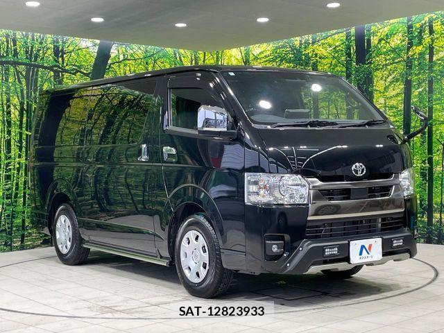 Toyota HIACE VAN 2025-06 8527837-15