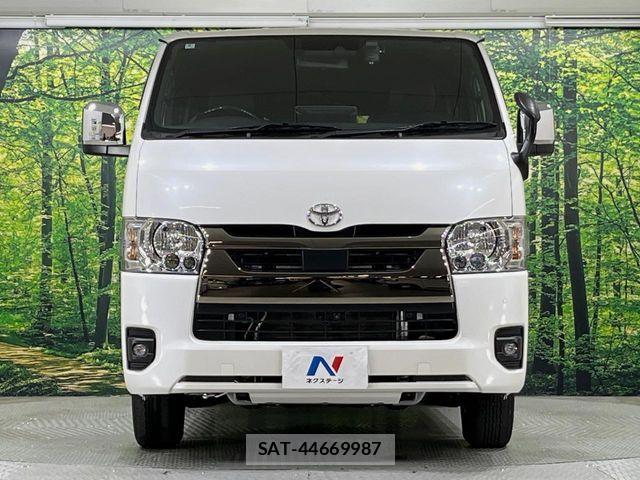 Toyota HIACE VAN 2025-06 8527839-13