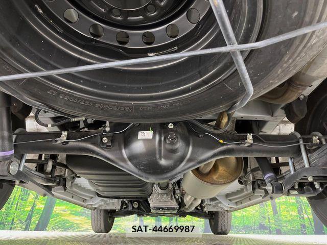 Toyota HIACE VAN 2025-06 8527839-18