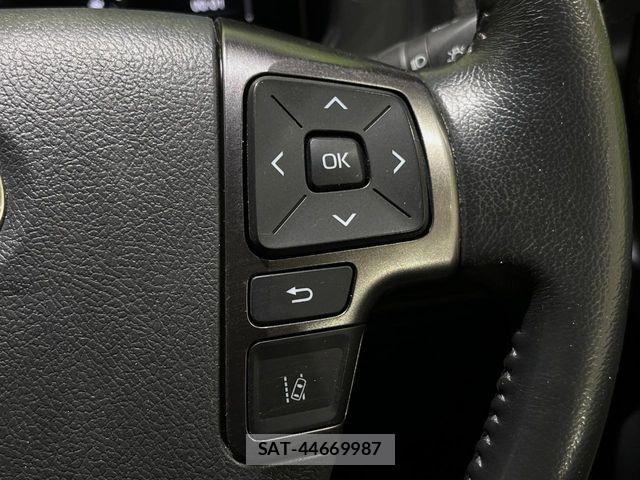 Toyota HIACE VAN 2025-06 8527839-5
