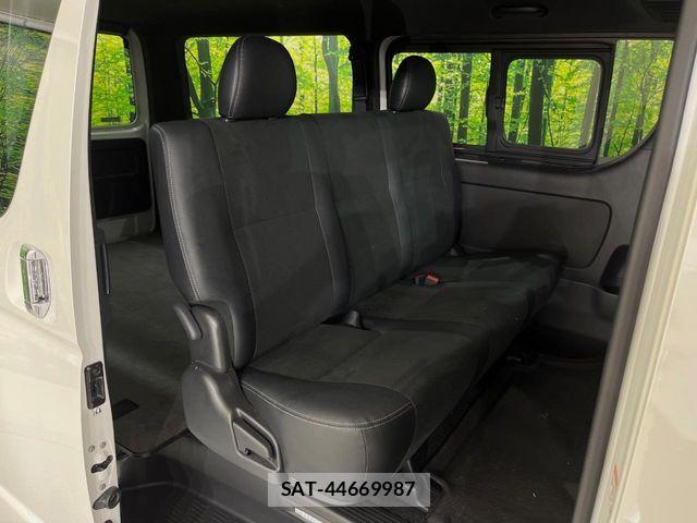 Toyota HIACE VAN 2025-06 8527839-8