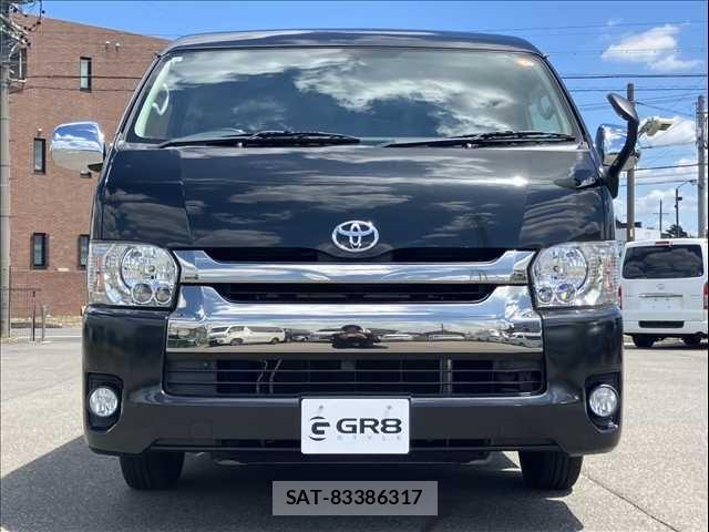 Toyota HIACE VAN 2017-10 8563854-16