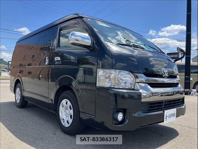 Toyota HIACE VAN 2017-10 8563854-4
