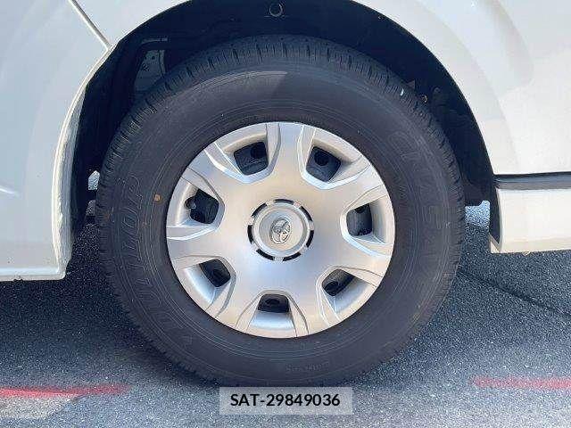 Toyota HIACE VAN 2020-08 8563848-16