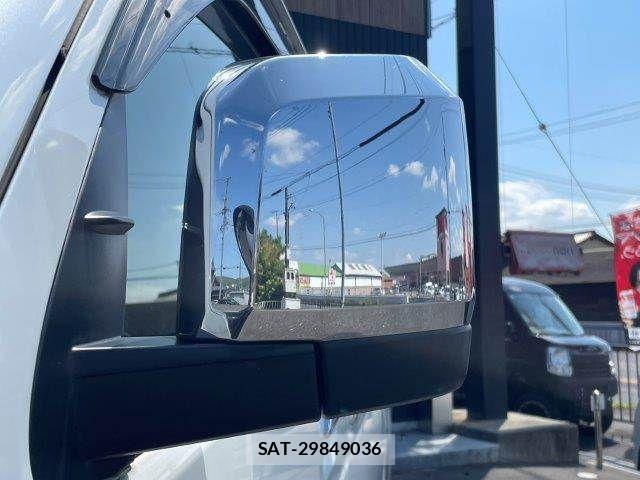 Toyota HIACE VAN 2020-08 8563848-28