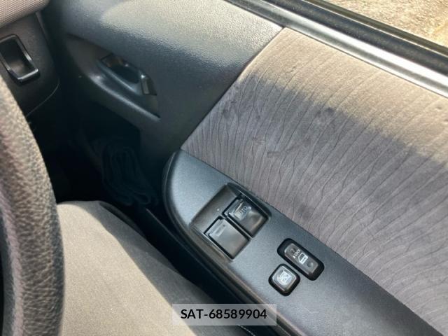 Toyota HIACE VAN 2011-06 8563861-12