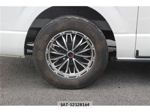 Toyota HIACE VAN 2022-07 8563845-11