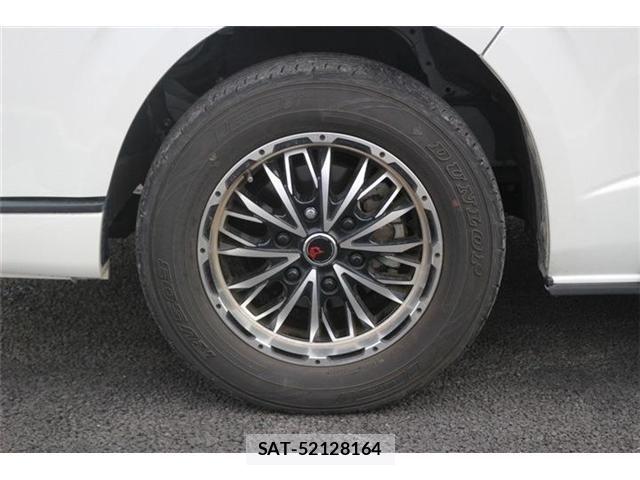 Toyota HIACE VAN 2022-07 8563845-13