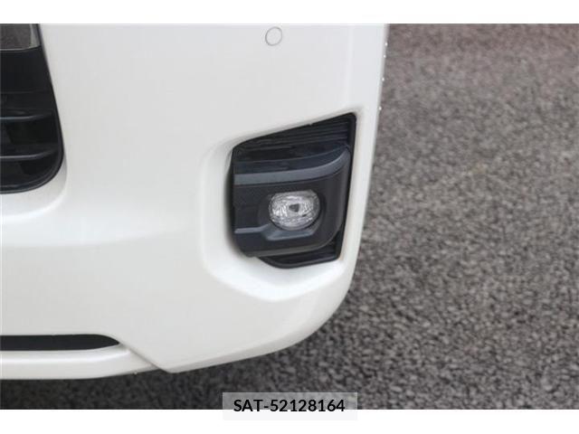 Toyota HIACE VAN 2022-07 8563845-14
