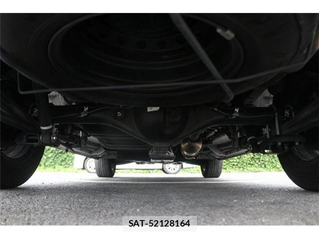 Toyota HIACE VAN 2022-07 8563845-23