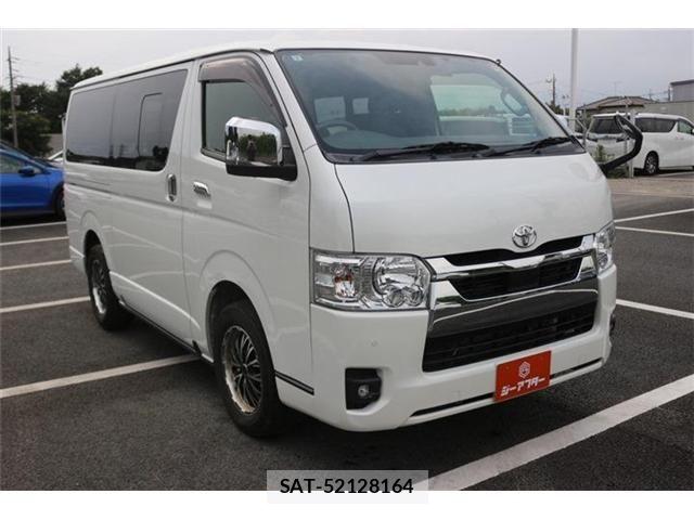 Toyota HIACE VAN 2022-07 8563845-2