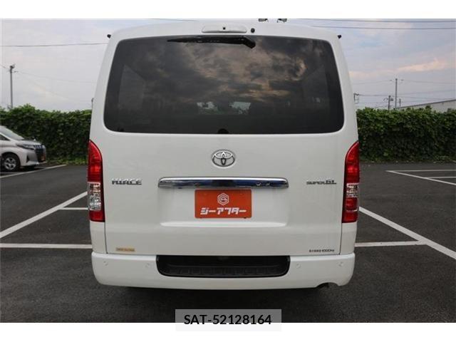 Toyota HIACE VAN 2022-07 8563845-7