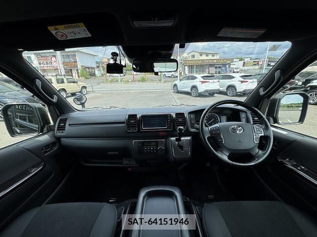 Toyota HIACE VAN 2021-10 8563850-1