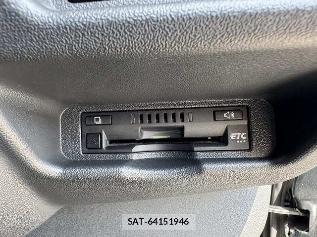 Toyota HIACE VAN 2021-10 8563850-21