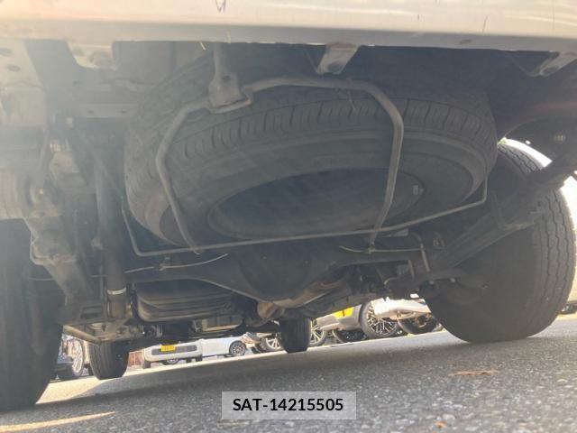 Toyota HIACE VAN 2008-10 8563858-9