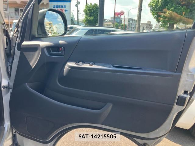 Toyota HIACE VAN 2008-10 8563858-12