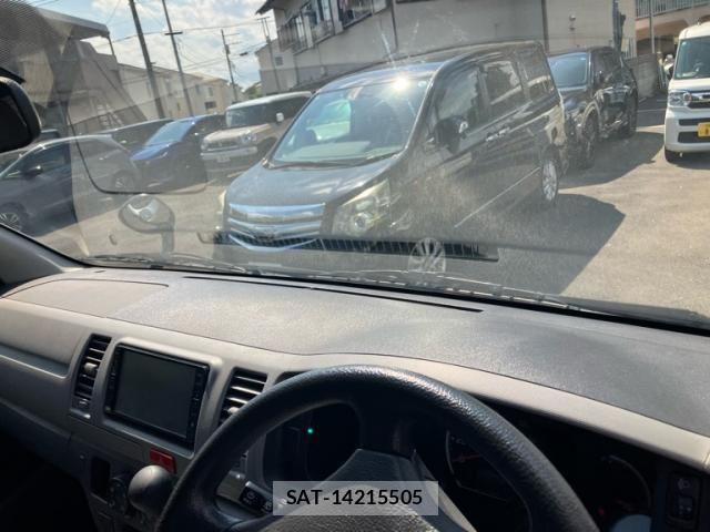 Toyota HIACE VAN 2008-10 8563858-15