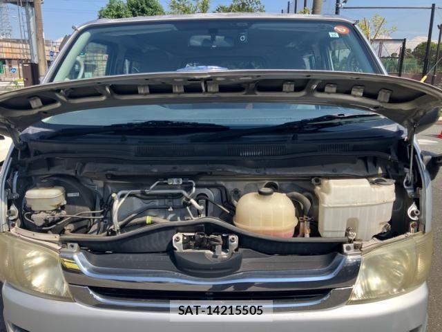 Toyota HIACE VAN 2008-10 8563858-23