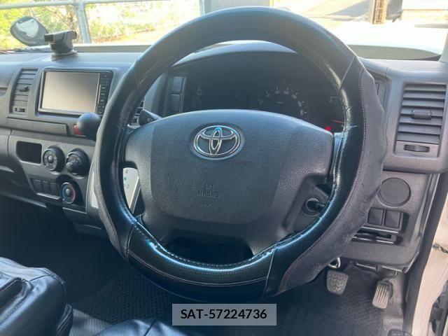 Toyota HIACE VAN 2014-07 8563859-15