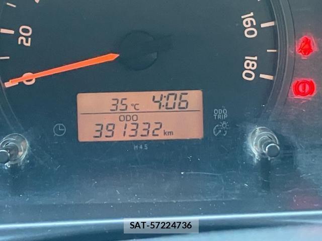 Toyota HIACE VAN 2014-07 8563859-22
