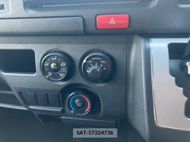 Toyota HIACE VAN 2014-07 8563859-23