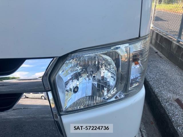 Toyota HIACE VAN 2014-07 8563859-4