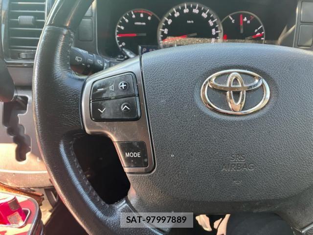 Toyota HIACE VAN 2015-11 8563856-16