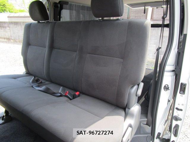 Toyota HIACE VAN 2026-06 8563837-13