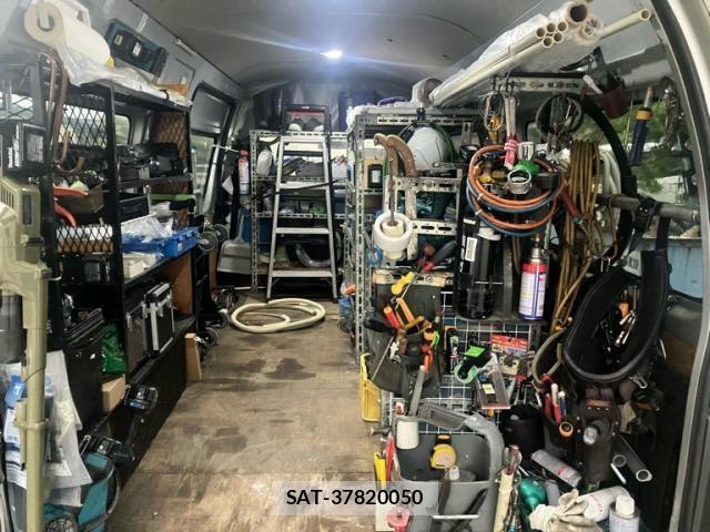 Toyota HIACE VAN 2013-10 8563855-17