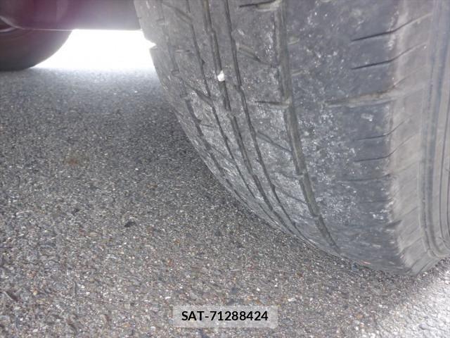 Toyota HIACE VAN 2017-12 8563852-21