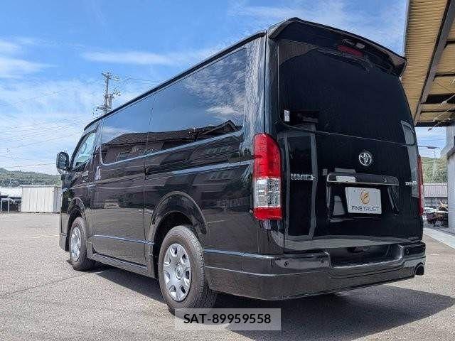 Toyota HIACE VAN 2021-01 8563853-23
