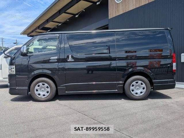 Toyota HIACE VAN 2021-01 8563853-24
