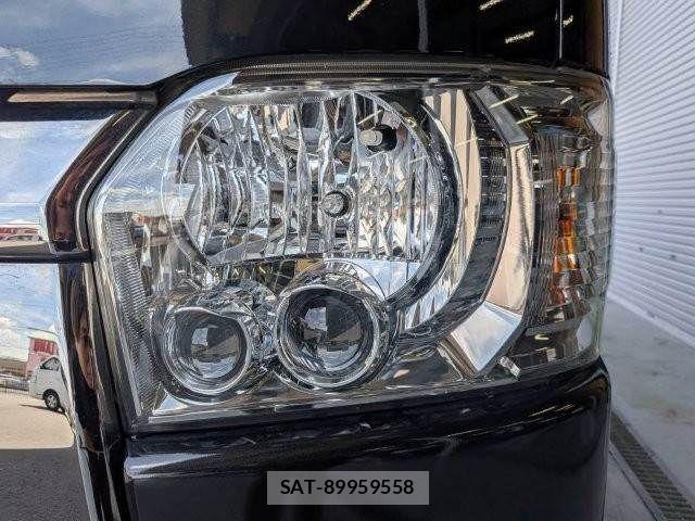 Toyota HIACE VAN 2021-01 8563853-25