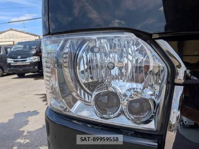 Toyota HIACE VAN 2021-01 8563853-26