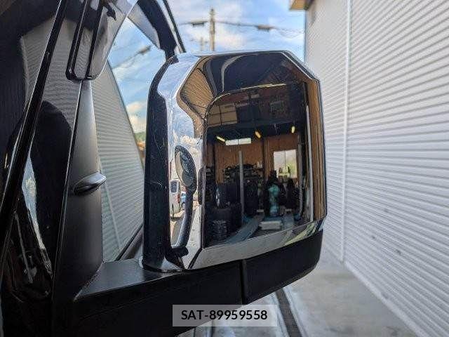Toyota HIACE VAN 2021-01 8563853-29