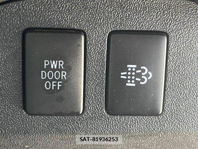 Toyota HIACE VAN 2020-03 8563846-8