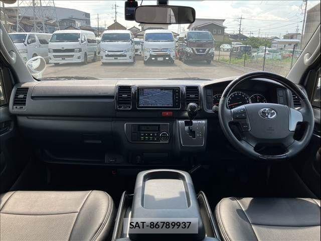 Toyota HIACE VAN 2016-07 8563849-10