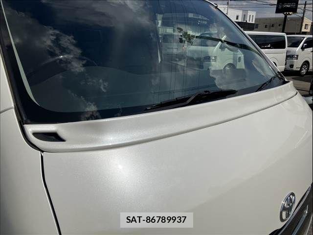 Toyota HIACE VAN 2016-07 8563849-29