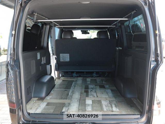 Toyota HIACE VAN 2018-01 8563847-2
