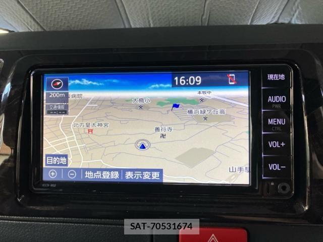 Toyota HIACE VAN 2024-07 8563840-11