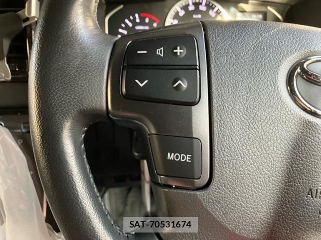 Toyota HIACE VAN 2024-07 8563840-15