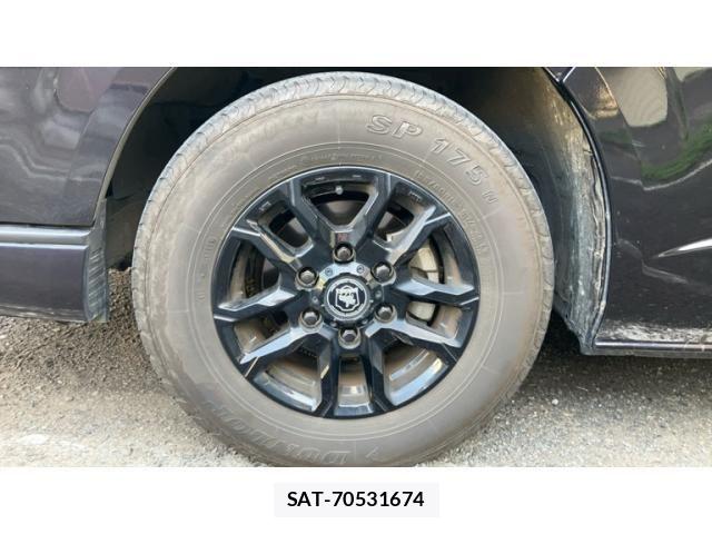 Toyota HIACE VAN 2024-07 8563840-18