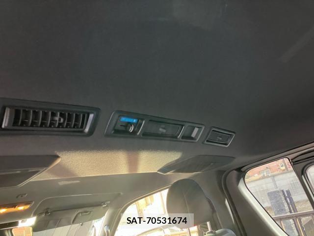 Toyota HIACE VAN 2024-07 8563840-3