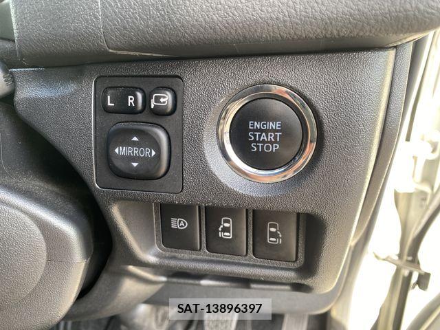 Toyota HIACE VAN 2020-04 8629424-16