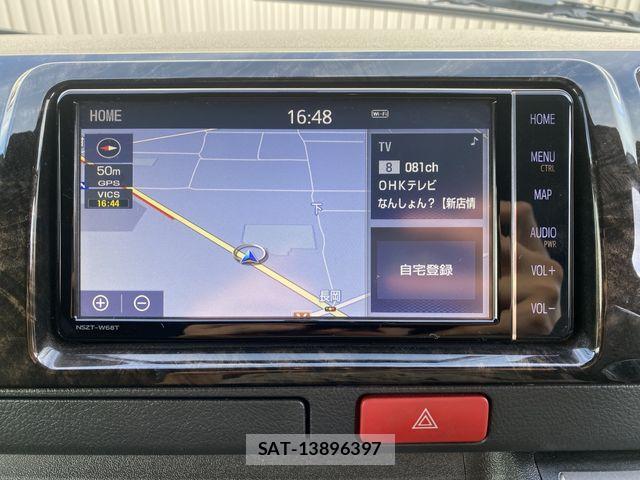 Toyota HIACE VAN 2020-04 8629424-18